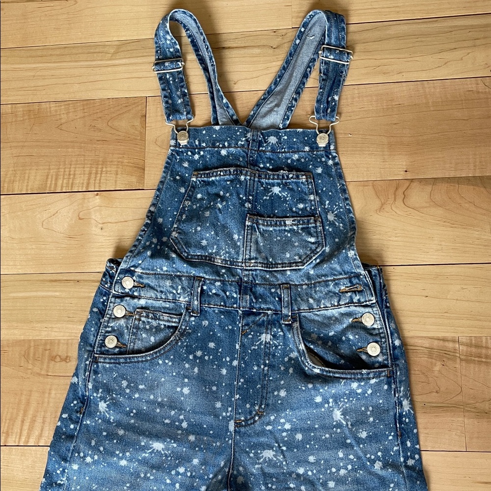 FREE PEOPLE We The Free Ziggy Denim Overalls NEW Size XS Bleach Splatter